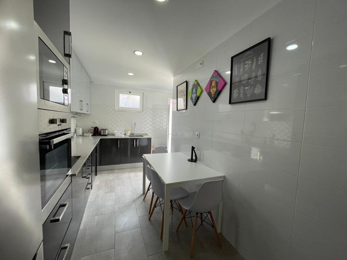 Апартаменты Happy House Barreiro Баррейру Экстерьер фото